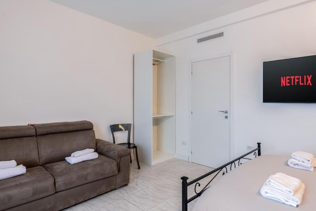Comfort Suite In Mediolan Zewnętrze zdjęcie