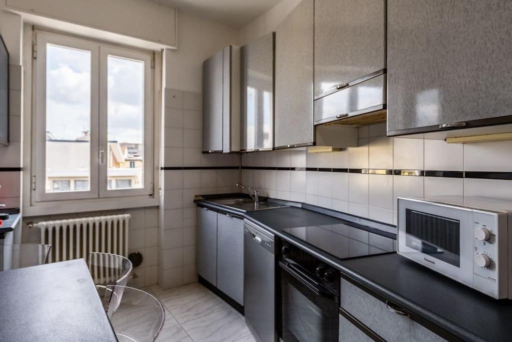 Comfort Suite In Mediolan Zewnętrze zdjęcie